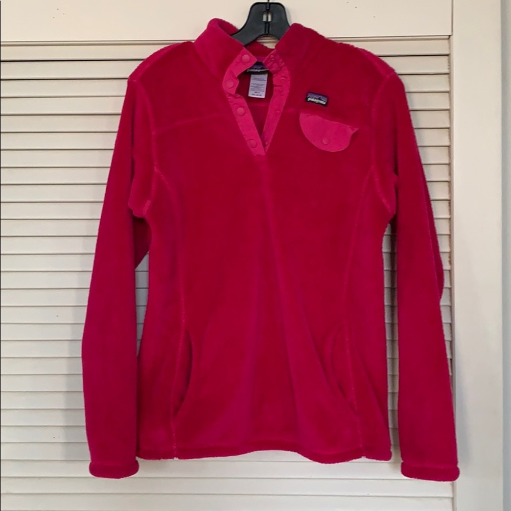 Patagonia pink pullover
